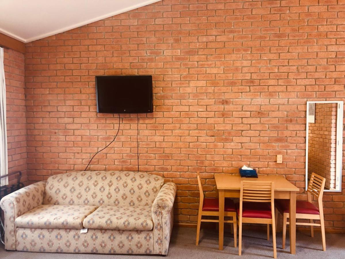 Main Lead Ballarat Motel エクステリア 写真